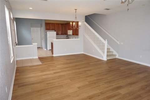 Adosado en venta en Orlando, Florida, 3 dormitorios, 159.79 m2 № 1767763 - foto 3