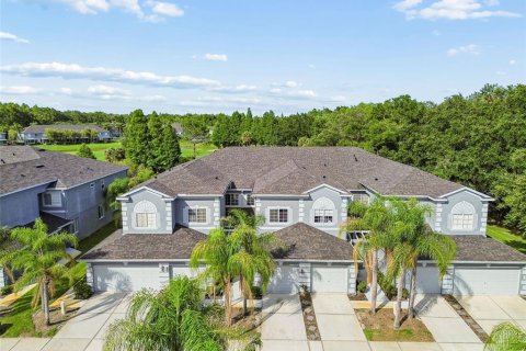 Townhouse in Tampa, Florida 3 bedrooms, 192.4 sq.m. № 2147576 - photo 26