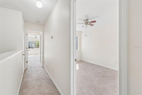 Townhouse in Tampa, Florida 3 bedrooms, 192.4 sq.m. № 2147576 - photo 16