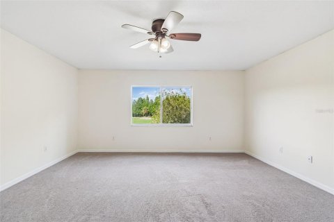 Townhouse in Tampa, Florida 3 bedrooms, 192.4 sq.m. № 2147576 - photo 12