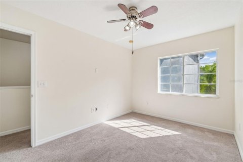 Townhouse in Tampa, Florida 3 bedrooms, 192.4 sq.m. № 2147576 - photo 21
