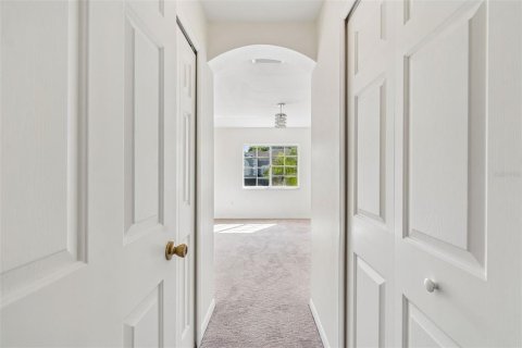 Townhouse in Tampa, Florida 3 bedrooms, 192.4 sq.m. № 2147576 - photo 17