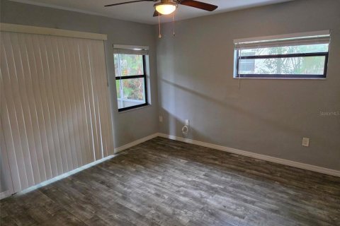 Copropriété à louer à Belleair Bluffs, Floride: 1 chambre, 78.04 m2 № 2167144 - photo 4