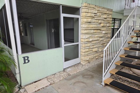 Copropriété à louer à Belleair Bluffs, Floride: 1 chambre, 78.04 m2 № 2167144 - photo 10