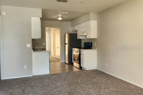 Apartamento en alquiler en Orlando, Florida, 3 dormitorios, 96.25 m2 № 1751507 - foto 2