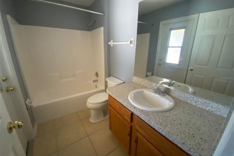 Villa ou maison à louer à Kissimmee, Floride: 4 chambres, 204.76 m2 № 2403037 - photo 13