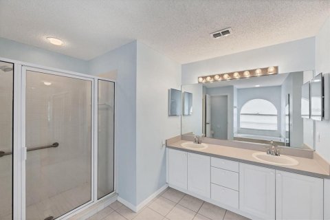 Casa en venta en Bradenton, Florida, 3 dormitorios, 268.3 m2 № 1823156 - foto 20
