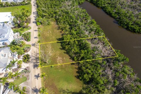 Terreno en venta en Placida, Florida № 1839925 - foto 7