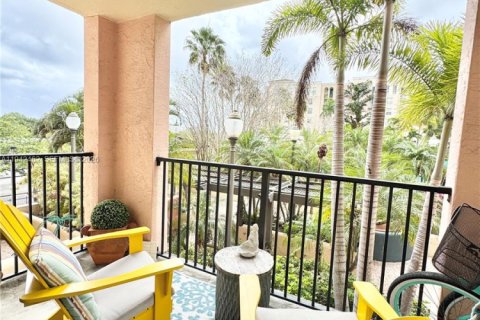 Condo in Fort Lauderdale, Florida, 2 bedrooms  № 1999965 - photo 21