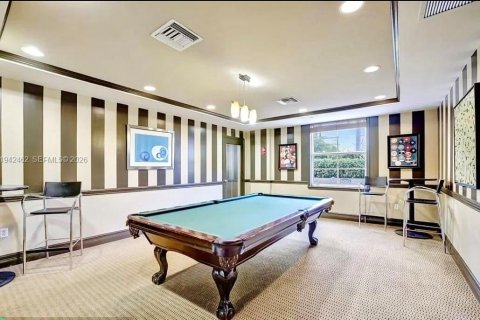 Condo in Fort Lauderdale, Florida, 2 bedrooms  № 1999965 - photo 30