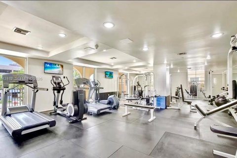 Condo in Fort Lauderdale, Florida, 2 bedrooms  № 1999965 - photo 23