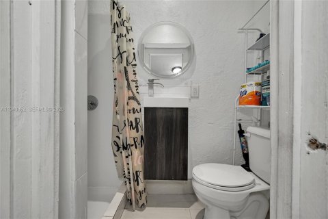 Casa en venta en Miami, Florida, 3 dormitorios, 135.82 m2 № 2000420 - foto 26