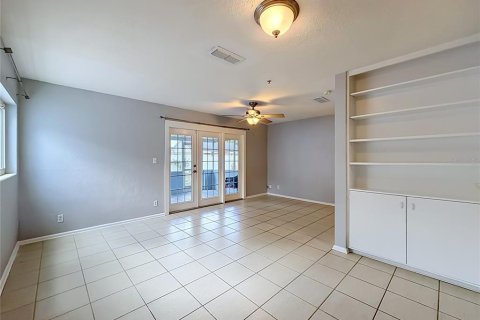 Villa ou maison à vendre à Orlando, Floride: 4 chambres, 136.94 m2 № 2422805 - photo 16