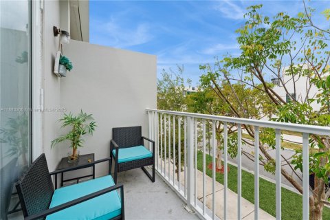 Adosado en venta en Homestead, Florida, 4 dormitorios, 139.35 m2 № 1929658 - foto 23