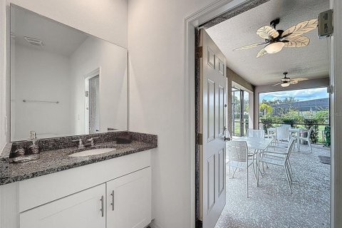 Casa en venta en Davenport, Florida, 7 dormitorios, 336.86 m2 № 2212615 - foto 25