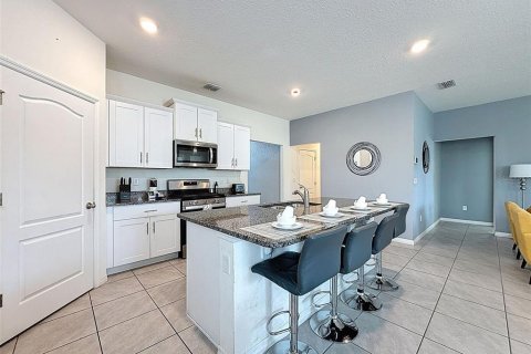 Casa en venta en Davenport, Florida, 7 dormitorios, 336.86 m2 № 2212615 - foto 10