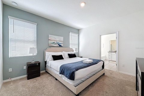 Casa en venta en Davenport, Florida, 7 dormitorios, 336.86 m2 № 2212615 - foto 17