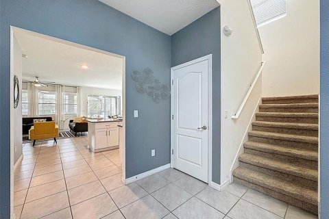 Casa en venta en Davenport, Florida, 7 dormitorios, 336.86 m2 № 2212615 - foto 6