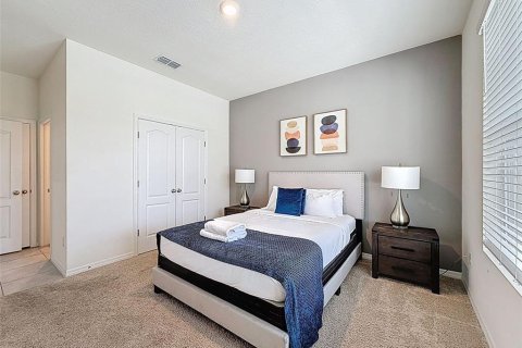 Casa en venta en Davenport, Florida, 7 dormitorios, 336.86 m2 № 2212615 - foto 30