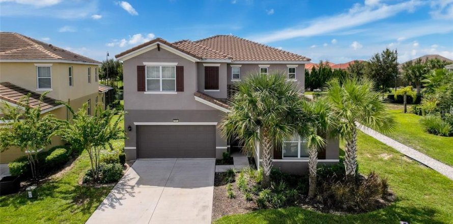 Casa en Davenport, Florida 7 dormitorios, 336.86 m2 № 2212615