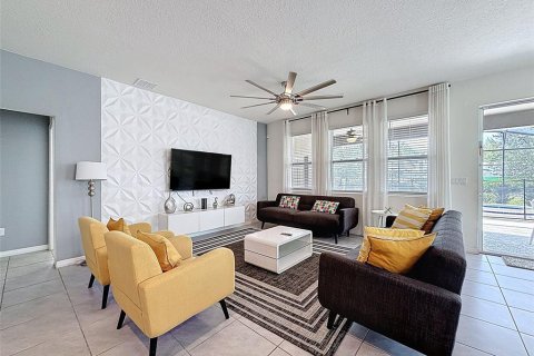 Casa en venta en Davenport, Florida, 7 dormitorios, 336.86 m2 № 2212615 - foto 7