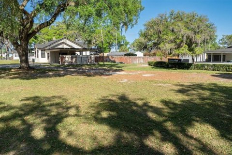 Propiedad comercial en Ocala, Florida № 2214971