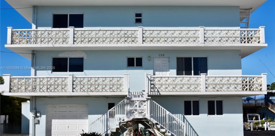 Apartamento en Islamorada, Village of Islands, Florida 2 dormitorios, 250.84 m2 № 1937599