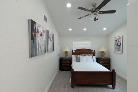 Villa ou maison à vendre à Tampa, Floride: 3 chambres, 158.31 m2 № 2231575 - photo 17