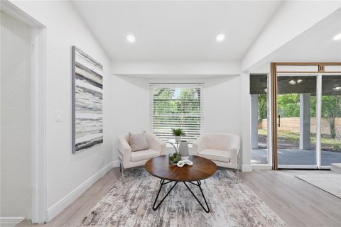 Villa ou maison à vendre à Tampa, Floride: 3 chambres, 158.31 m2 № 2231575 - photo 16
