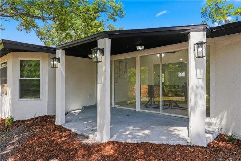 Villa ou maison à vendre à Tampa, Floride: 3 chambres, 158.31 m2 № 2231575 - photo 23