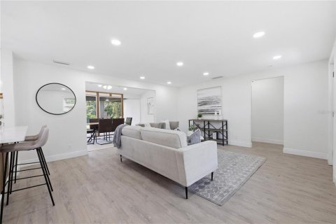 Villa ou maison à vendre à Tampa, Floride: 3 chambres, 158.31 m2 № 2231575 - photo 29