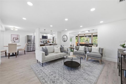 Villa ou maison à vendre à Tampa, Floride: 3 chambres, 158.31 m2 № 2231575 - photo 6