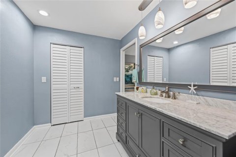 Villa ou maison à vendre à Palm Harbor, Floride: 3 chambres, 243.31 m2 № 2410687 - photo 27