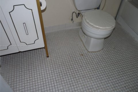 Copropriété à louer à Miami, Floride: 1 chambre, 57.04 m2 № 2017137 - photo 8