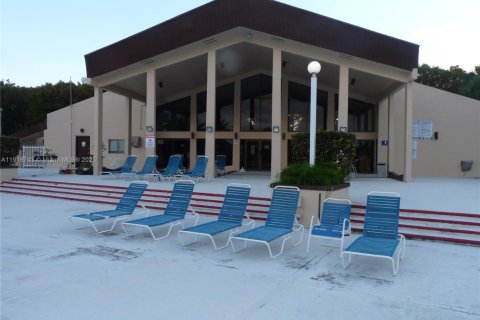 Copropriété à louer à Miami, Floride: 1 chambre, 57.04 m2 № 2017137 - photo 14