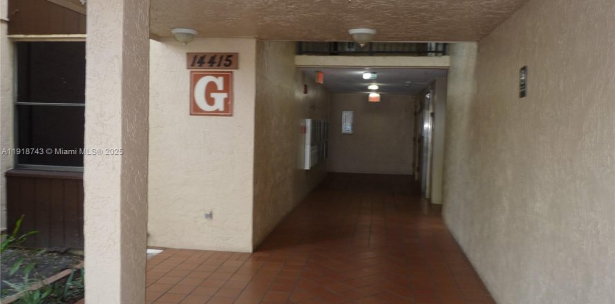 Condo à Miami, Floride, 1 chambre  № 2017137