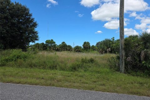 Terreno en venta en Port Charlotte, Florida № 2162196 - foto 7