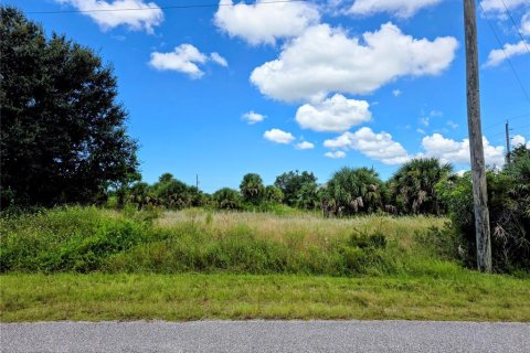Terreno en venta en Port Charlotte, Florida № 2162196 - foto 2