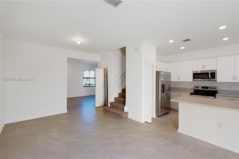 House in Homestead, Florida 3 bedrooms, 154.22 sq.m. № 2083431 - photo 7