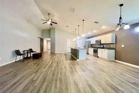 Casa en venta en Ocala, Florida, 3 dormitorios, 185.62 m2 № 1746821 - foto 5
