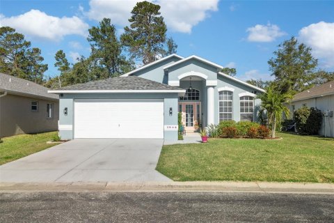 House in New Port Richey, Florida 3 bedrooms, 148.18 sq.m. № 1415894 - photo 3