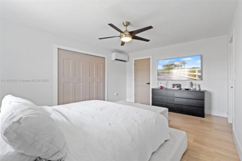 Villa ou maison à vendre à Miami, Floride: 4 chambres, 163.88 m2 № 1974454 - photo 16