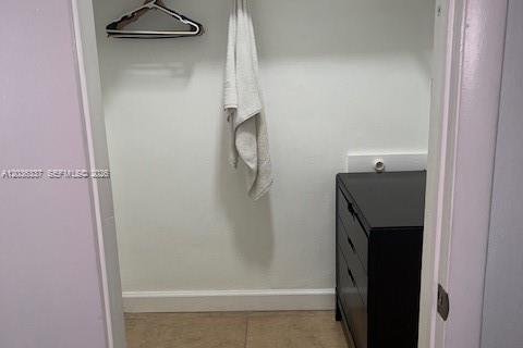 Copropriété à louer à Miami, Floride: 3 chambres, 111.48 m2 № 2084282 - photo 10