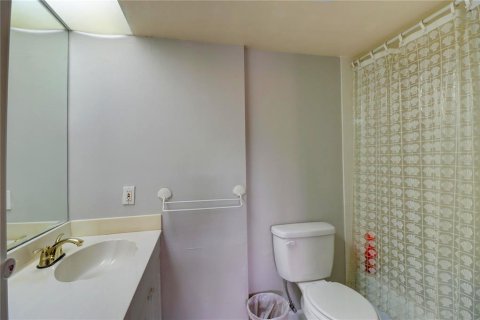 Купить кондоминиум в Кейп-Корал, Флорида 8 комнат, 98.94м2, № 2232941 - фото 14