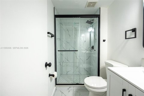 Снять в аренду квартиру в Майами, Флорида 2 спальни, 58.06м2, № 2005953 - фото 14