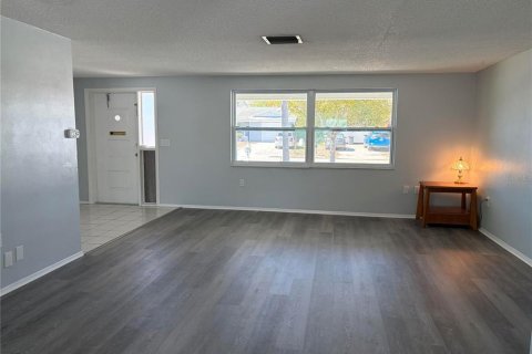 Casa en venta en Port Richey, Florida, 2 dormitorios, 132.66 m2 № 2166279 - foto 22