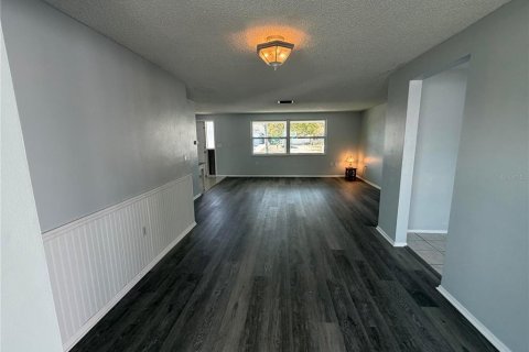 Casa en venta en Port Richey, Florida, 2 dormitorios, 132.66 m2 № 2166279 - foto 7