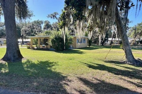 House in Lake Panasoffkee, Florida 2 bedrooms, 72.84 sq.m. № 1644312 - photo 3