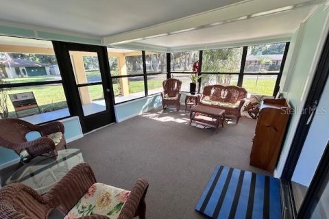 House in Lake Panasoffkee, Florida 2 bedrooms, 72.84 sq.m. № 1644312 - photo 4