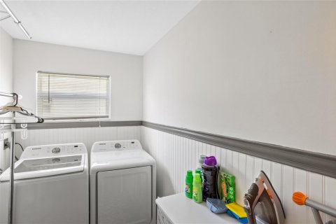 Casa en venta en Royal Palm Beach, Florida, 3 dormitorios, 165.18 m2 № 2389589 - foto 26